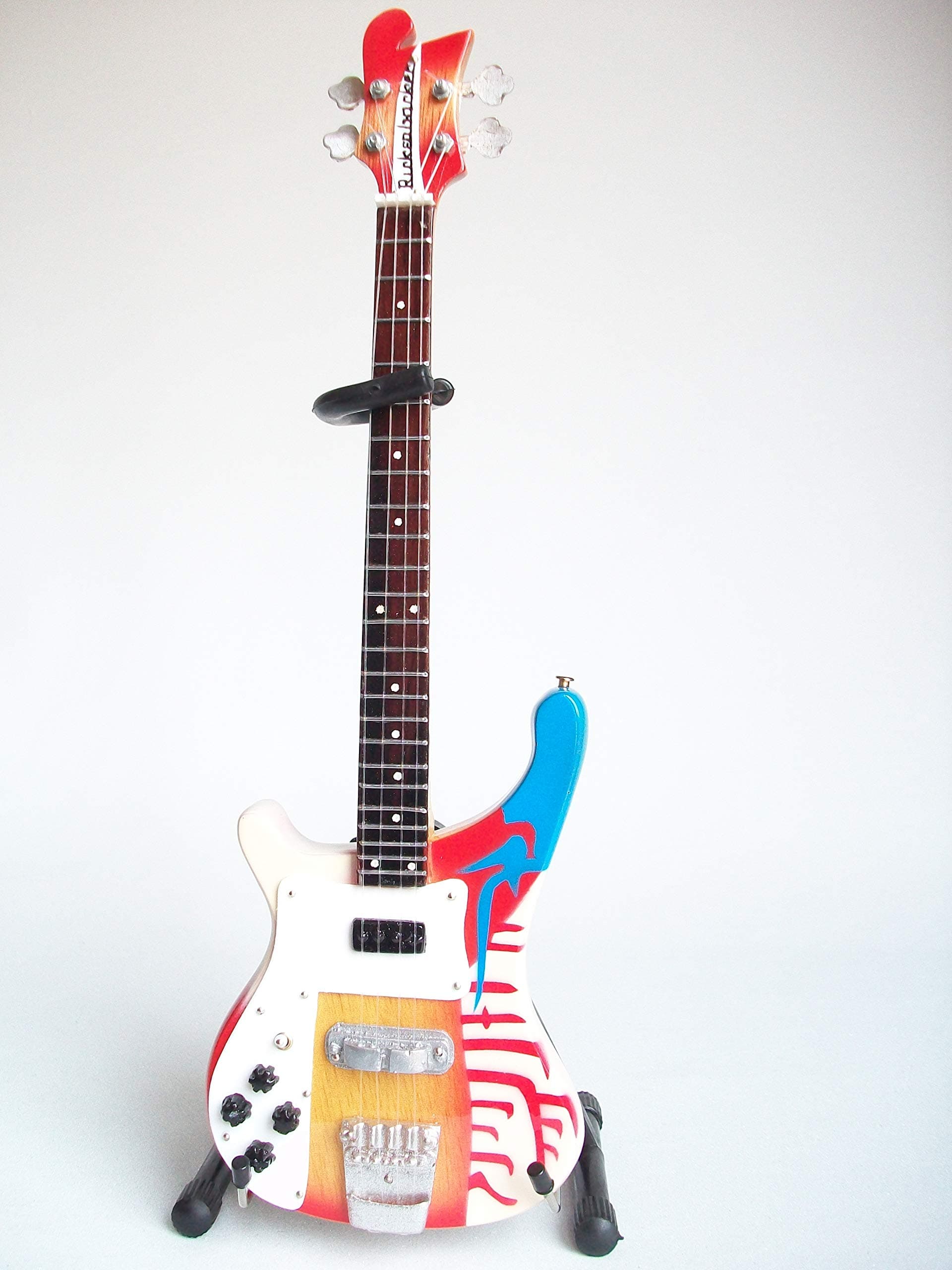 AXE HEAVEN PM-405 Paul McCartney Magical Mystery Tour Bass chez Amazon US