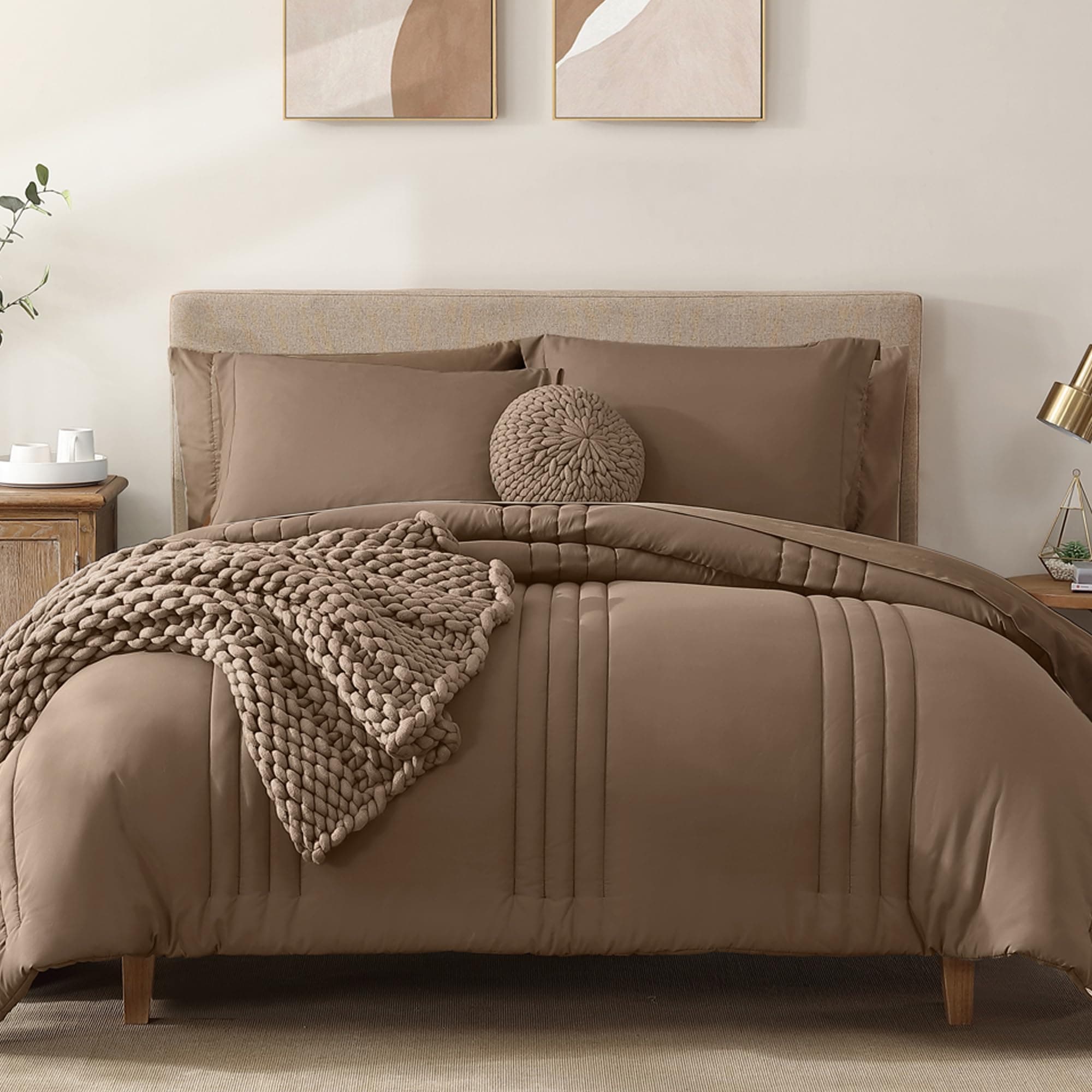 King Size Comforter Set-7 Pieces Brown Soft Bed in a Bag chez Amazon US