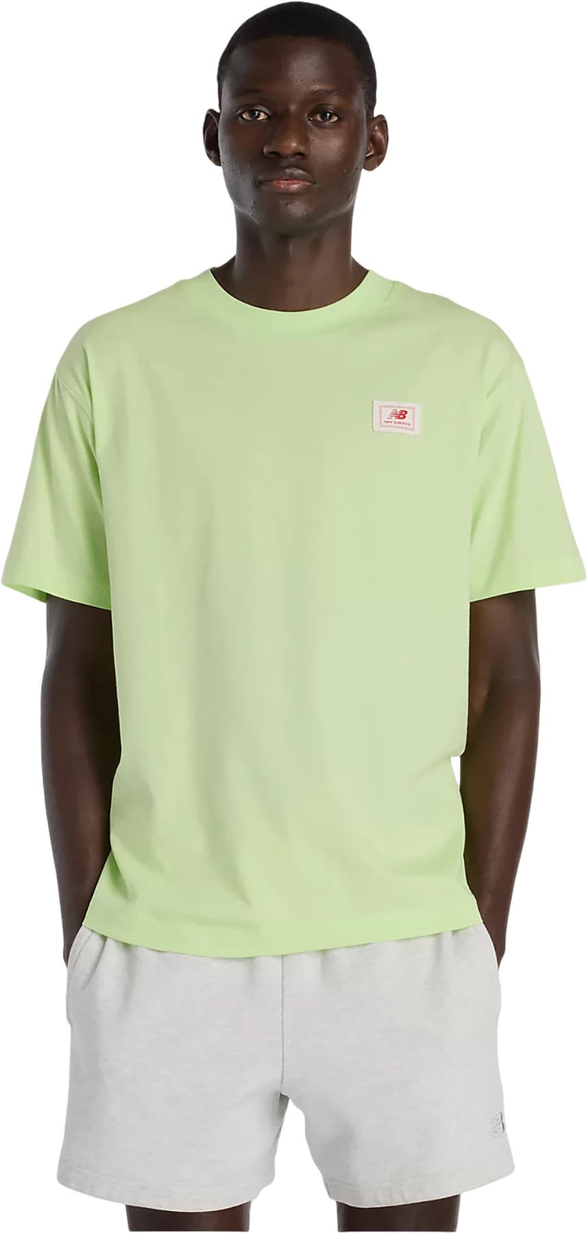 New Balance | Woven Label Short Sleeve T-Shirt - Men's chez The Last Hunt