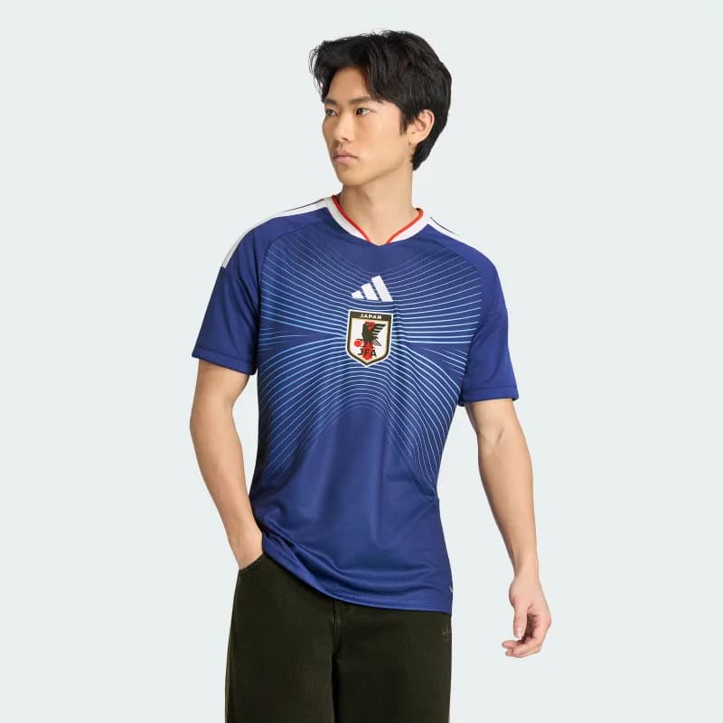 Adidas Japan 26 Home Maillot chez Adidas Canada