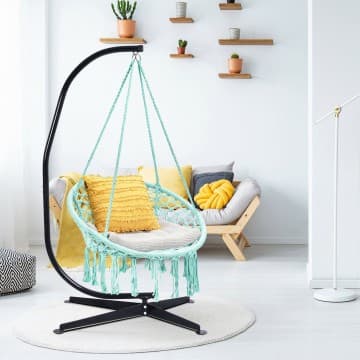 Costway Canada Hanging Macrame Hammock Chair with Handwoven Cotton Backrest chez Costway Canada