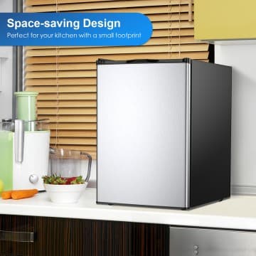 Costway Canada Congélateur vertical compact de 3 pieds cubes avec porte en acier chez Costway Canada