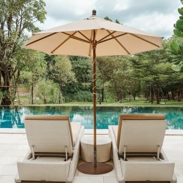 Costway Canada Base de parasol de marché d'extérieur en acier de 75 cm chez Costway Canada