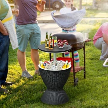 Costway Canada Table de bar d'extérieur en rotin 3-en-1 avec plateau extensible chez Costway Canada