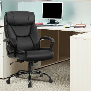 Costway Canada Massage Executive Office Chair with 6 Vibrating Points chez Costway Canada