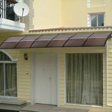 Auvent de porte ou de fenêtre extérieur en polycarbonate 40 x 40 po chez Costway Canada