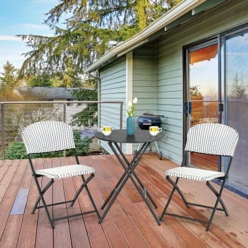 Costway Canada Ensemble bistro de patio en rotin 3 pièces avec table ronde et 2 chaises chez Costway Canada