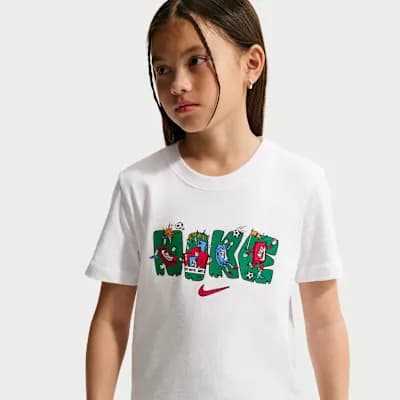 Nike Sportswear (Older Kids' T-Shirt)